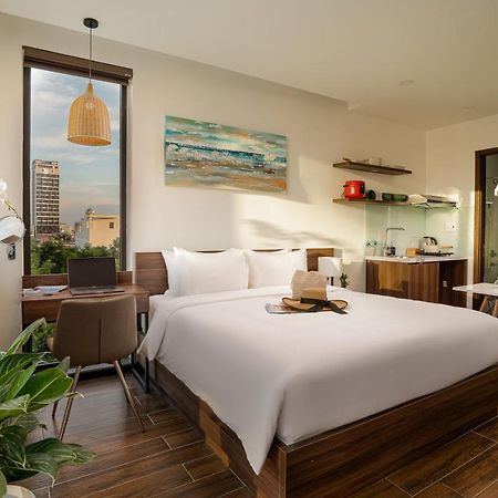 Dragon View Riverfront Hotel Danang Exterior photo