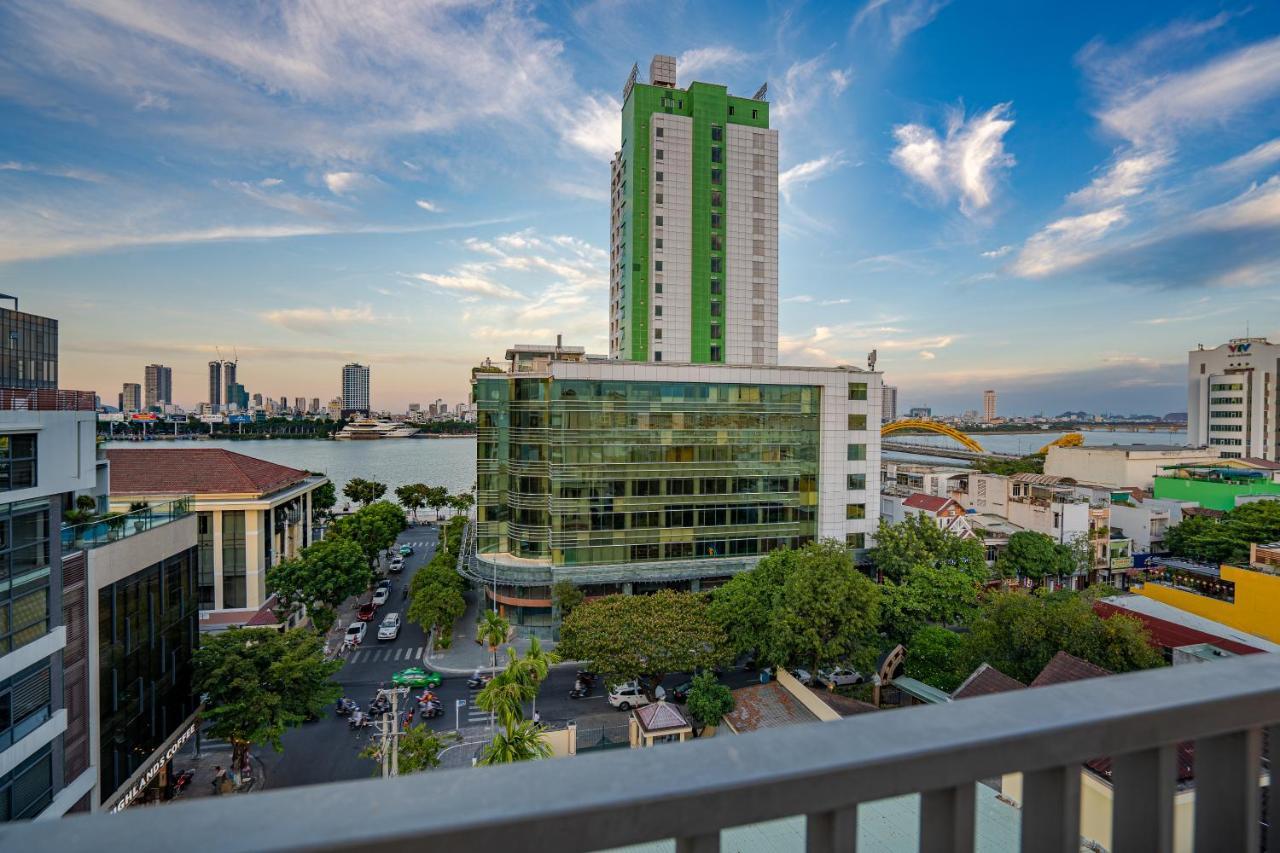 Dragon View Riverfront Hotel Danang Exterior photo